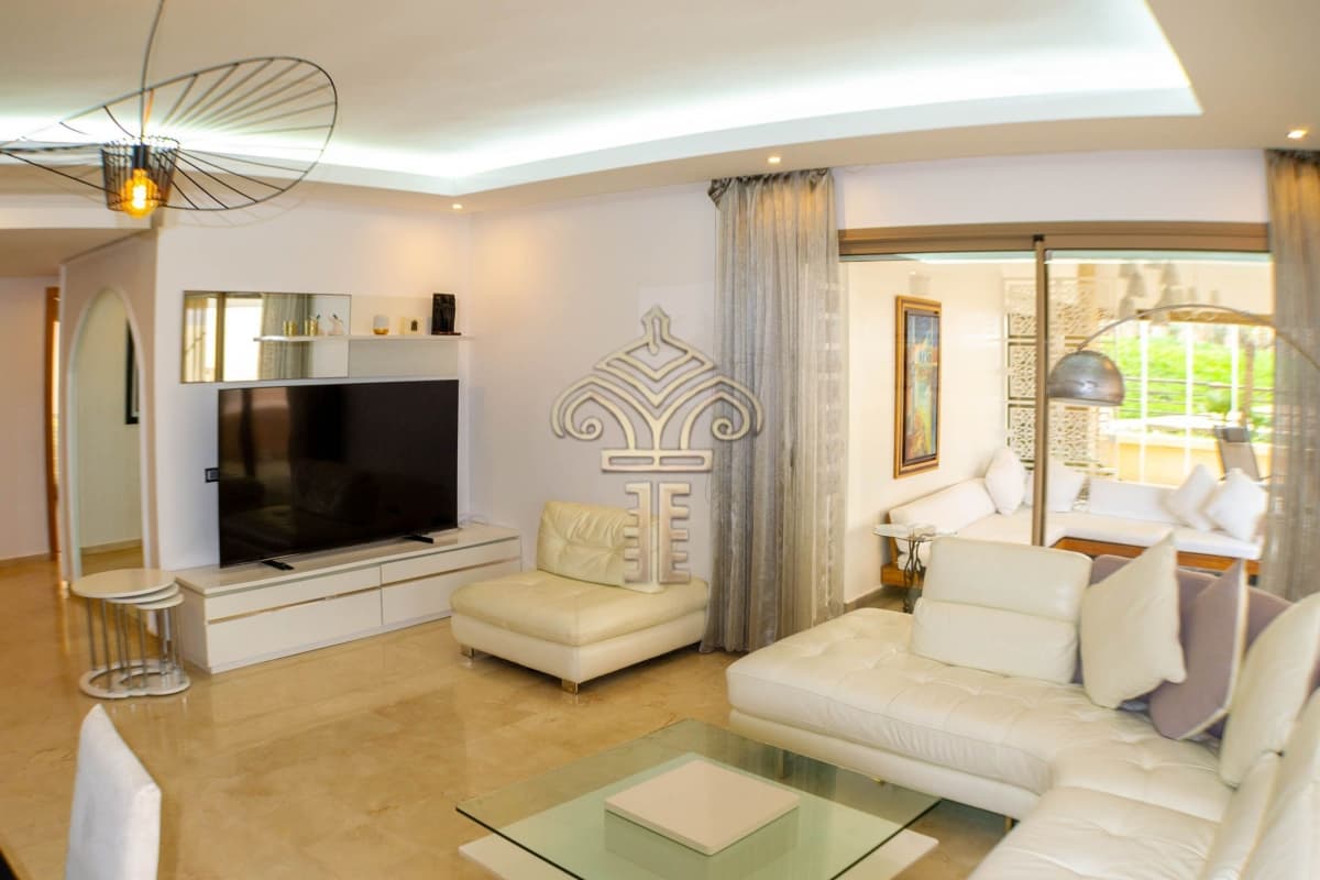 Rez-de-Jardin Haut Standing - Vue Partielle sur Mer Meublé a vente…