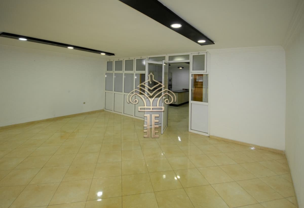 Bureau à louer – 85 m² – Mimosas – photo 2