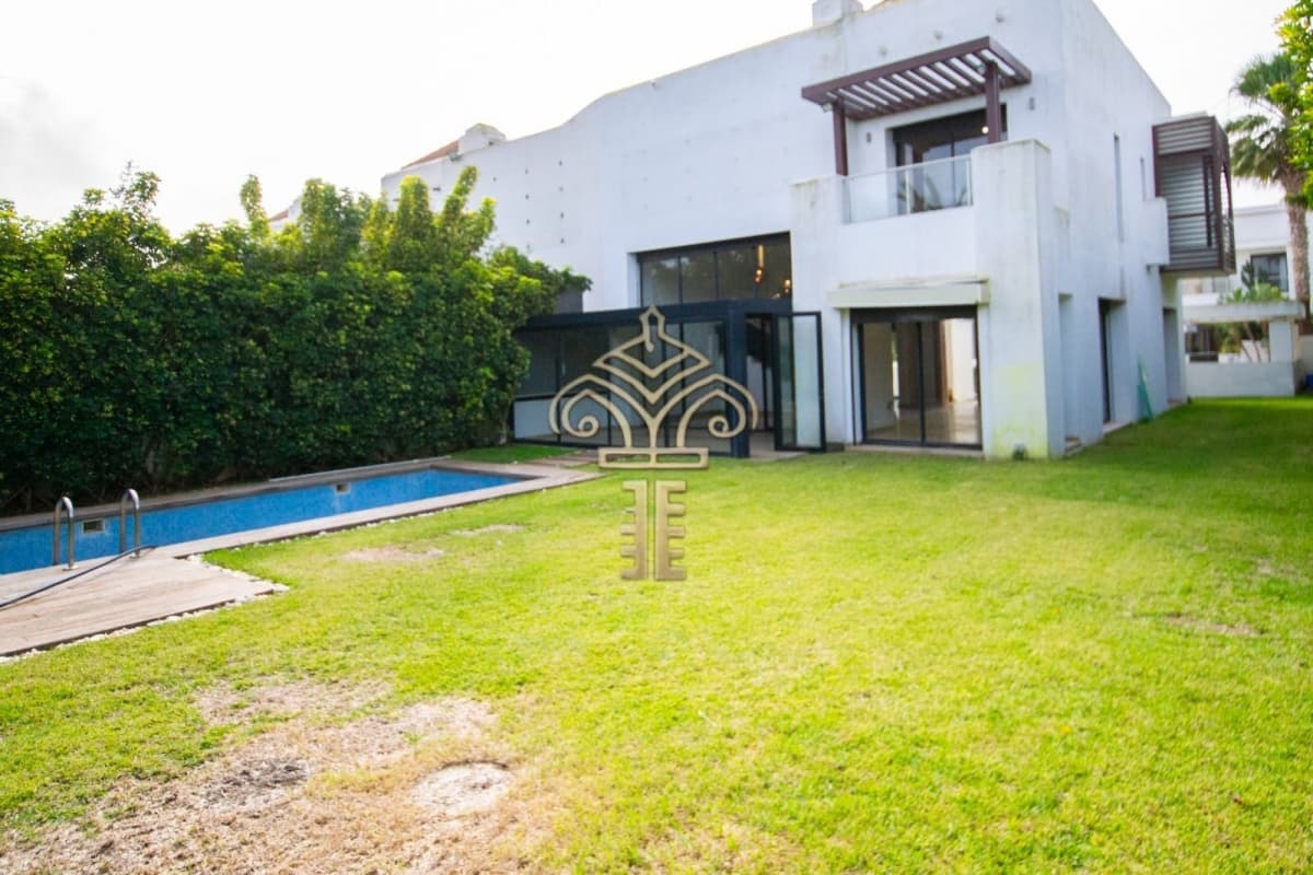 Villa de prestige avec piscine et grand jardin – Prestigia Plage des…