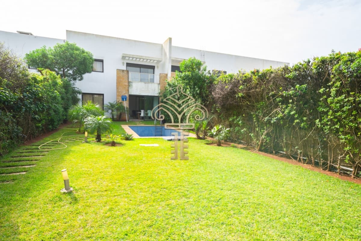 Villa meublée de standing avec piscine et jardin – Prestigia Plage…