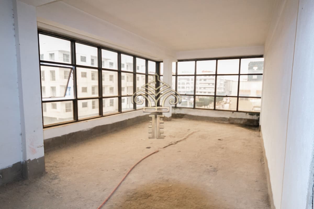 Bureau / Local Commercial à Vendre – Sakniya, Kénitra – photo 6