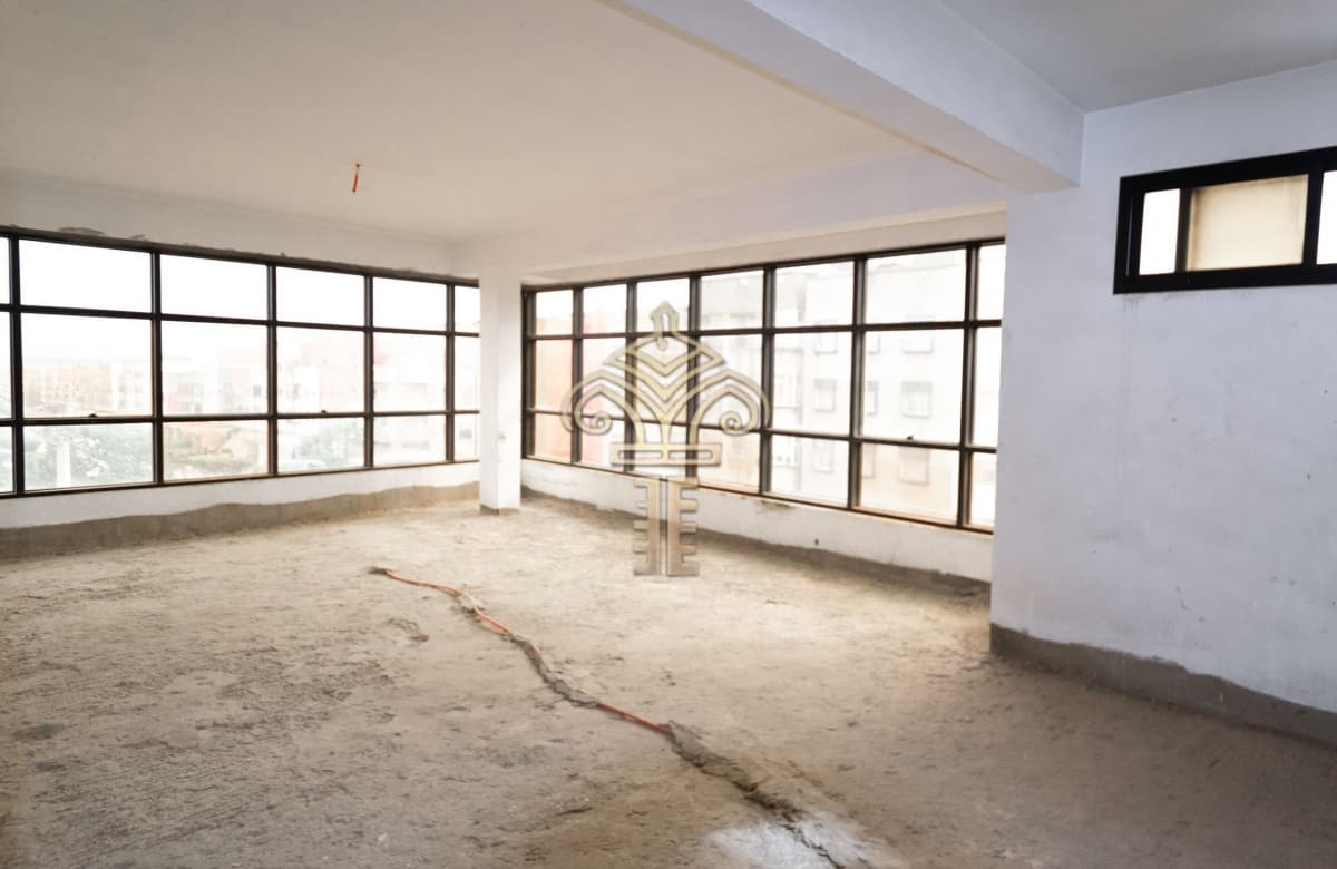 Bureau / Local Commercial à Vendre – Sakniya, Kénitra – photo 5
