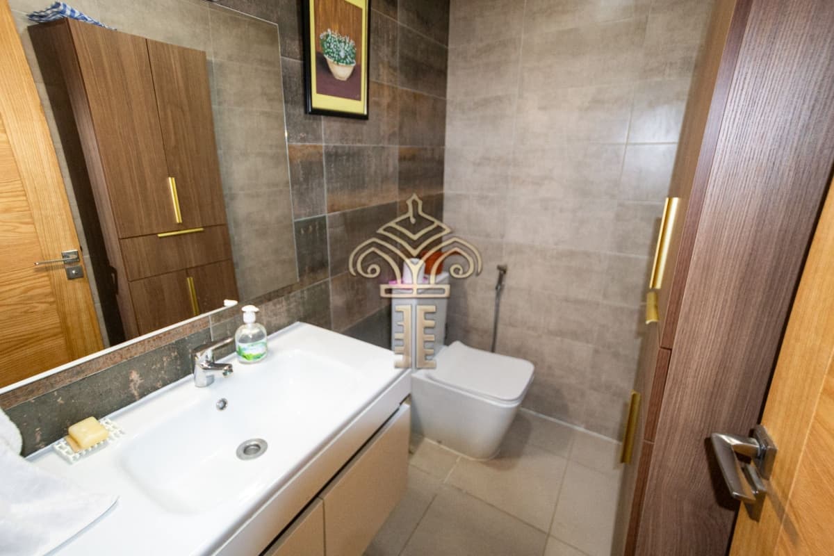 À vendre – Appartement haut standing vide à Bir Rami – photo 14